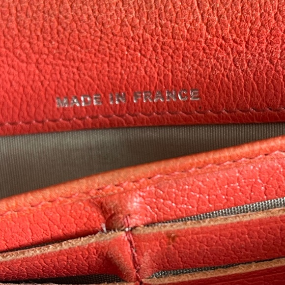 CHANEL  CORAL leather  Camellia CC FLAP Long wallet - Picture 5 of 15